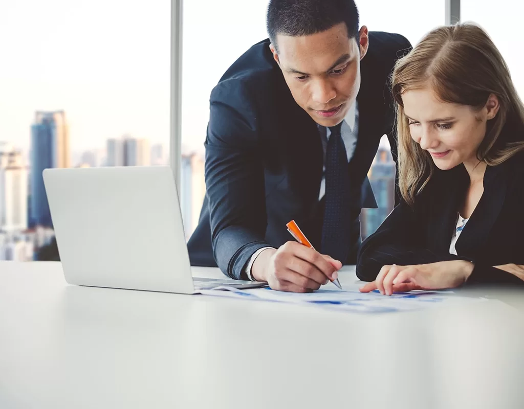 Servicios de outsourcing y asesoría contable para una gestión financiera eficiente.